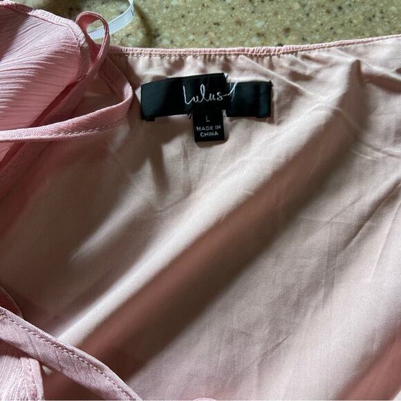 NWOT Lulus Exquisite Presence Blush Floral Jacquard High-Low Wrap Dress - Picture 9 of 9